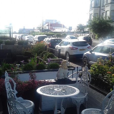 Amber Lodge Guest House Great Yarmouth Bagian luar foto