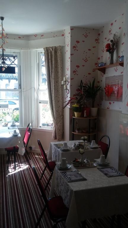 Amber Lodge Guest House Great Yarmouth Bagian luar foto