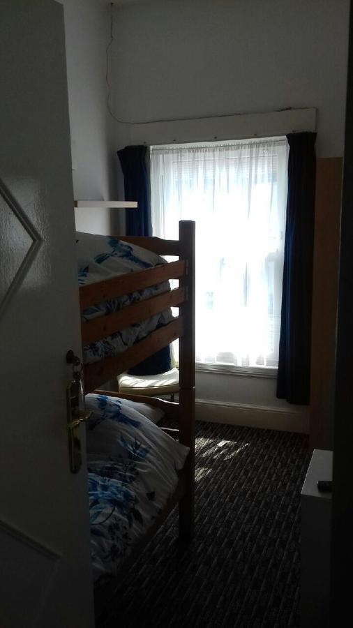 Amber Lodge Guest House Great Yarmouth Bagian luar foto