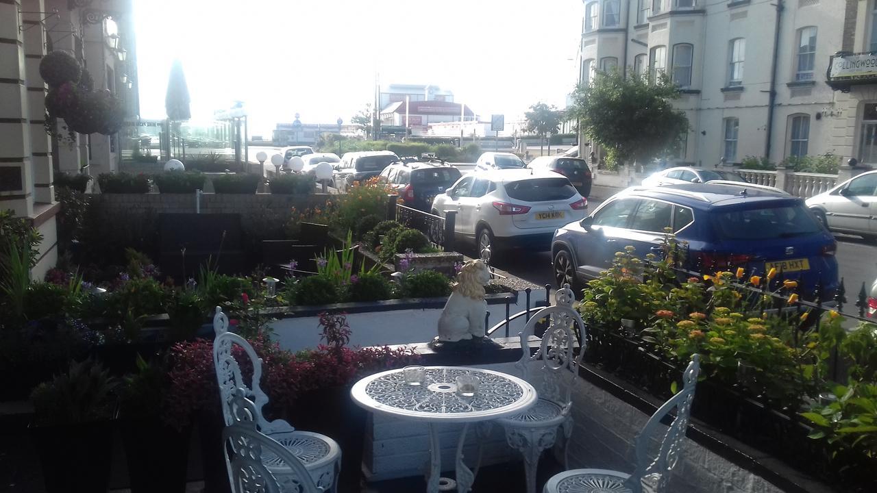 Amber Lodge Guest House Great Yarmouth Bagian luar foto